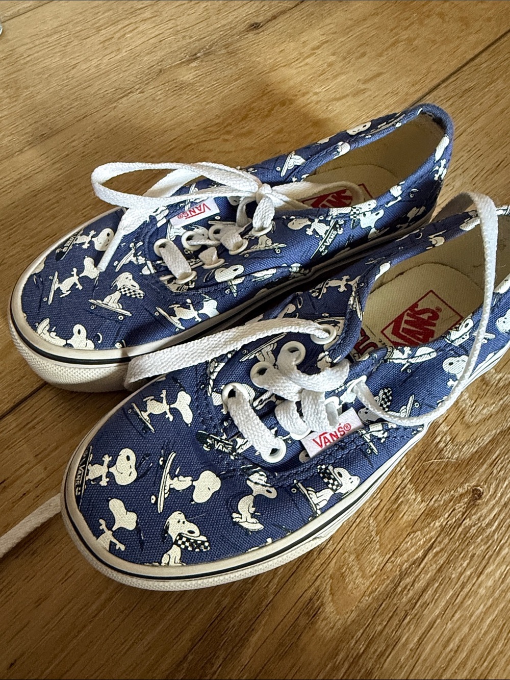 Vans Kids Authentic Sneakers in Navy Blue with White Snoopy Print